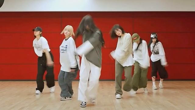 NMIXX - ‘Run For Roses’ Dance Practice Mirrored