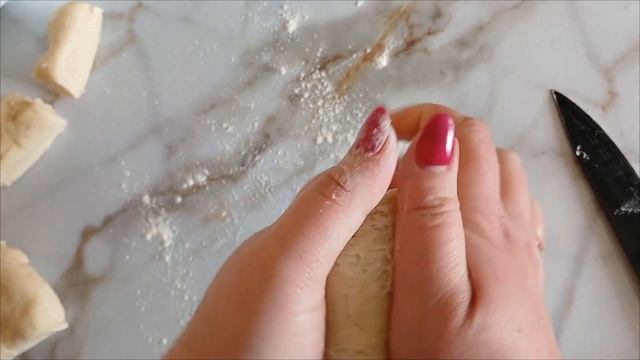 Жаркое в Съедобном Горшочке !Мясо в горшочках из теста! Вкусно и сытно! смотреть онлайн