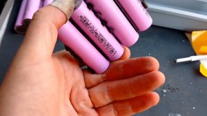 перепаковка аккумулятора bosch  от шуруповерта .