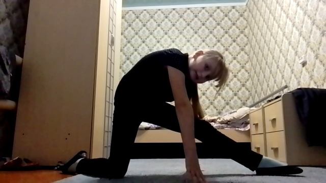 как сесть на продольный шпагат смотреть онлайн