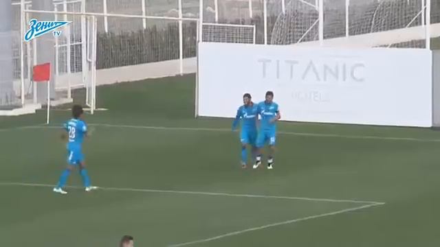 Халк забивает с углового смотреть онлайн