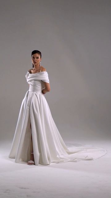 Свадебное платье Блейк из коллекции «LUX» от бренда Gabbiano