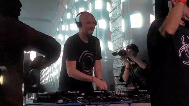 Black Sun Empire: Screamer (Levela Remix) @ 25 Years Of Virus Pt.2, The Steel Yard, London, 2023