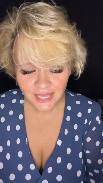 НАДО ЖИТЬ смотреть онлайн