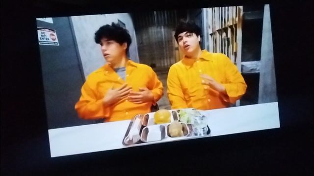 VID_20250321_215642.mp4 смотреть онлайн