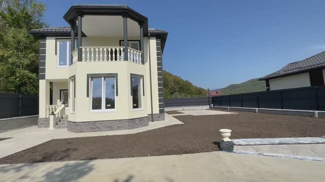 На берегу Черного моря в поселке Агой продается дом