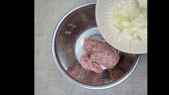 Картофельные оладьи с мясом