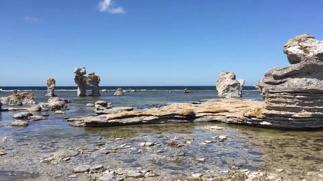 Raukar - The Limestone Sea Stacks of Gotland смотреть онлайн