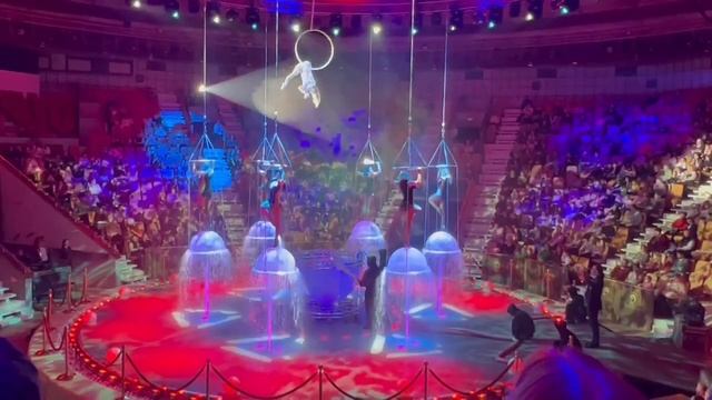 ЦИРК 😍Шоу воды огня и света🔥🔥🔥 смотреть онлайн