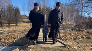 Колокольный звон над весенней Волгой