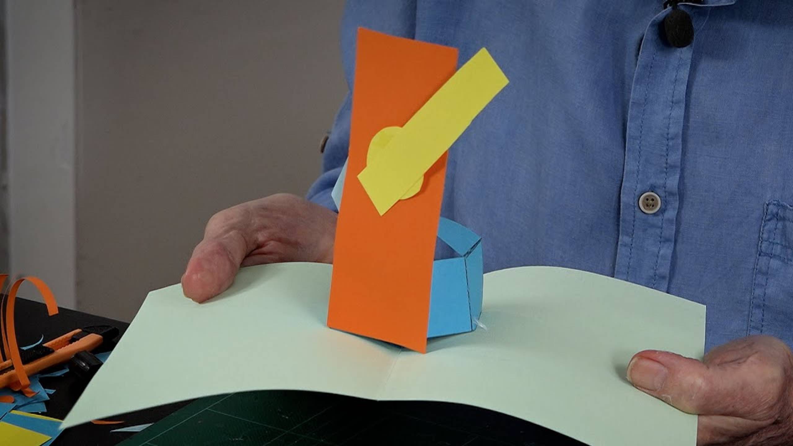 Pop-Up Tutorial 89 - Moving Arm - Type 4 смотреть онлайн