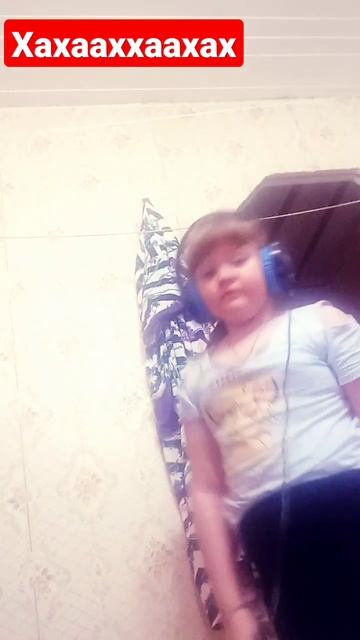 если кровать возле стены также стоит попробуйте так сделать 🤣🤣🤣🤣🤣🤣 смотреть онлайн