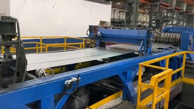 НМЗ им.Кузьмина. Работа АПР-1250 по порезке рулона 1.3*1250 на штрипс. 04.05.2020 смотреть онлайн