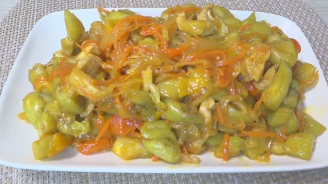 Баклажаны с курицей за 20 минут!Салат с курицей и баклажанам всего за 20 минут!Заготовка для салата смотреть онлайн
