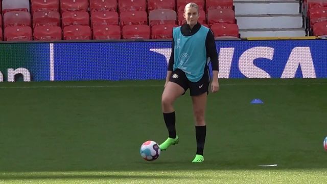 England's Lionesses prepare to face Austria at Euro 2022 смотреть онлайн