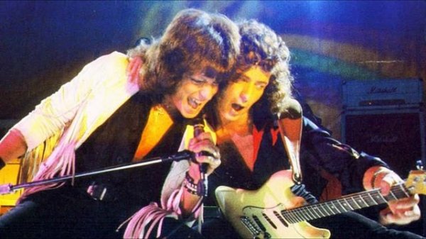 ★★Rainbow 「Lost In Hollywood」 Vo Graham Bonnet & Joe Lynn Turner♪