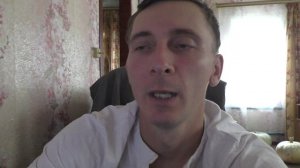 Из крана мотоблока струей течет бензин почему?