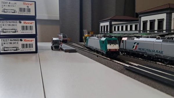 Roco BR 186 DC H0 звуковой декодер Zimo