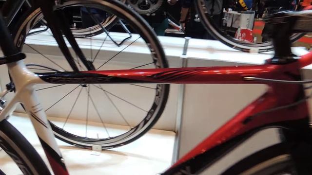 YONEX CARBONEX CBXFS03 смотреть онлайн