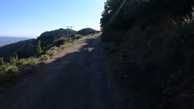 Street or Adventure Tires for Motorcycle Travel? смотреть онлайн