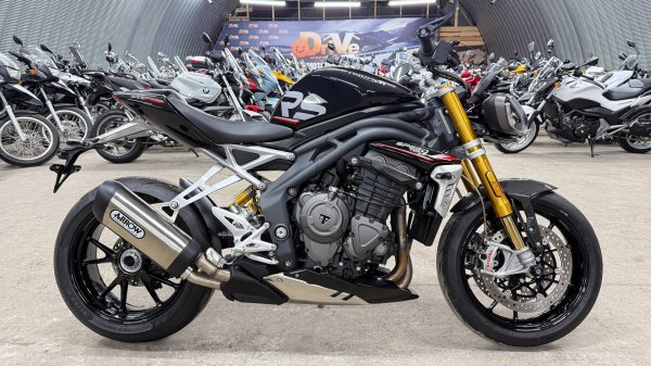 Обзор Triumph Speed Triple 1200RS |В НАЛИЧИИ|