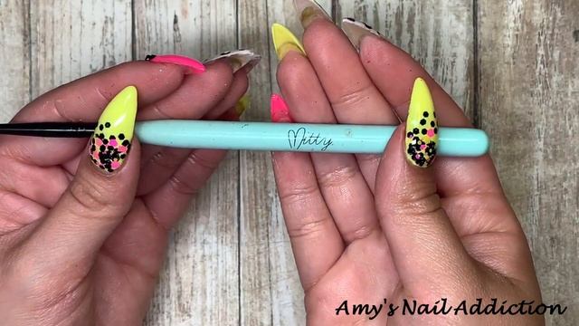 Neon Leopard Nails Tutorial смотреть онлайн