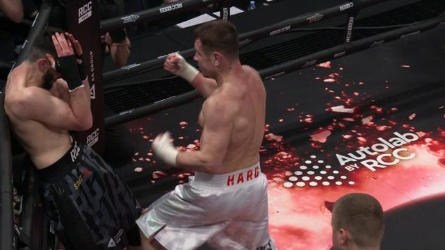 Василий Поднебесный vs Артур Мкртчян | RCC HARD | Кулачные бои смотреть онлайн