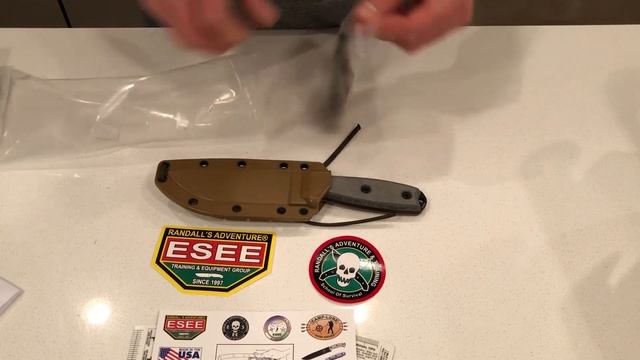 Esee 4 Knife Unboxing and Review смотреть онлайн