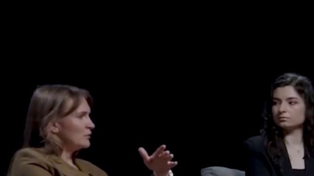 План Зеленского не сработал, молодежь не хочет умирать за чизбургеры смотреть онлайн