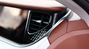 Тест-драйв Voyah Free EVR