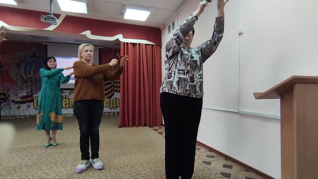 Россия игра на ложках.mp4 смотреть онлайн