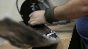 Установка дефлектора капота