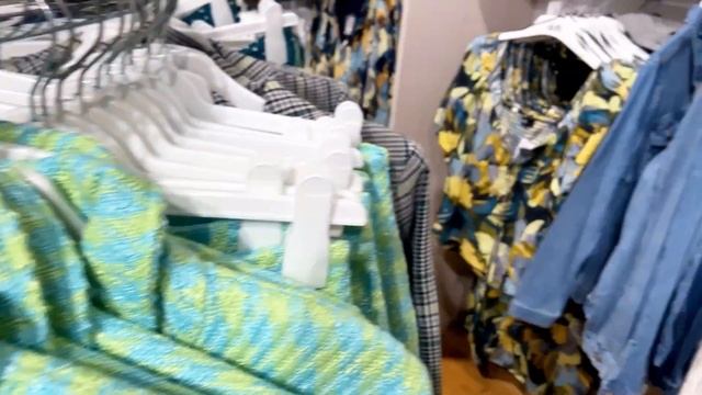 VLOG: Go shopping with me - use headphones смотреть онлайн