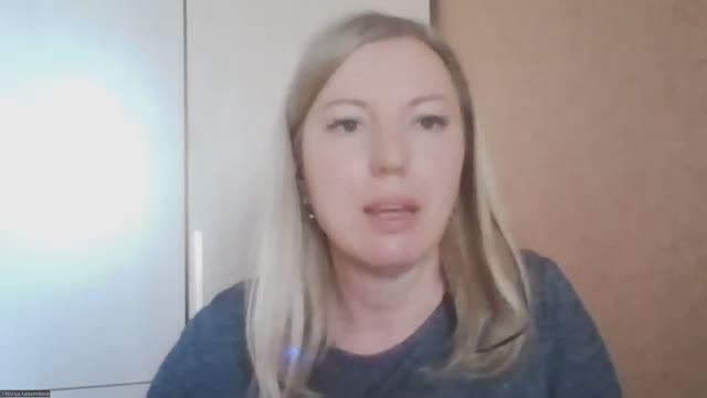 Виктория Калашникова. Отсутствие эмоциональной компетентности: связь с опытом детства,тактики работы