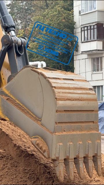 Очередь за спецтехникой #спецтехника #xcmg смотреть онлайн