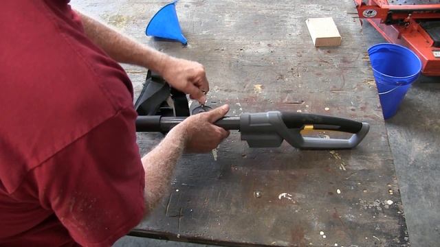 Lynxx 40 volt pole saw from Harbor Freight - Review and first use смотреть онлайн