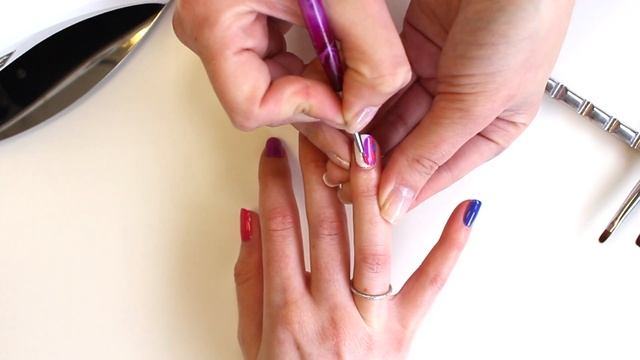 Bio Sculpture Gel: How to Create Carnival Nails смотреть онлайн