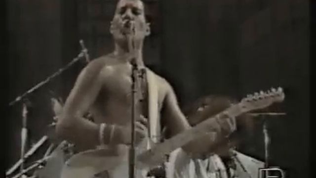QUEEN LIVE ROCK IN RIO 1985 CRAZY LITTLE THING CALLED LOVE смотреть онлайн