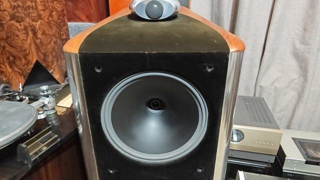 Tannoy Dimension TD12 смотреть онлайн