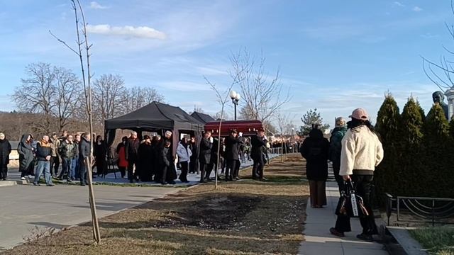 10 печальных минут с похорон Бедроса Киркорова. смотреть онлайн