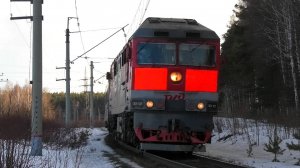 ТЭП70-0527 с пригородным поездом Екатеринбург-Пасс. - Алапаевск
