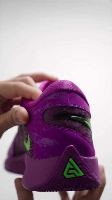 Баскетбольная модель Nike Freak 6 EP смотреть онлайн