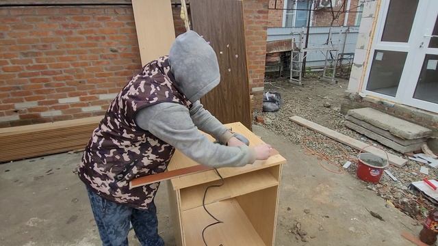 УРА УНАС СТОИТ ГАЗОВАЯ ПЛИТА И ДУХОВКА К НОВОМУ ГОДУ ГОТОВЫ НОВАЯ МЕБЕЛЬ НА КУХНЕ НЕ ПОЛУЧИТЬСЯ ПОДР смотреть онлайн