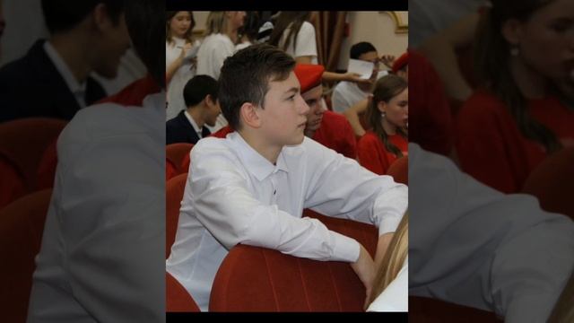 С Днём сыновей смотреть онлайн