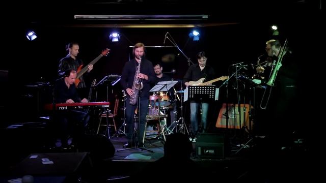 Laber Band Orbital blues смотреть онлайн