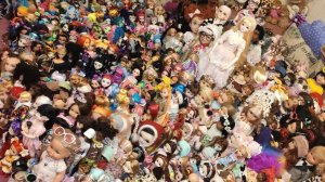 все Куклы тёти Алёны часть√3, второй шкаф, самые густонаселённых полки.