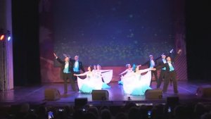 С любовью к женщине.