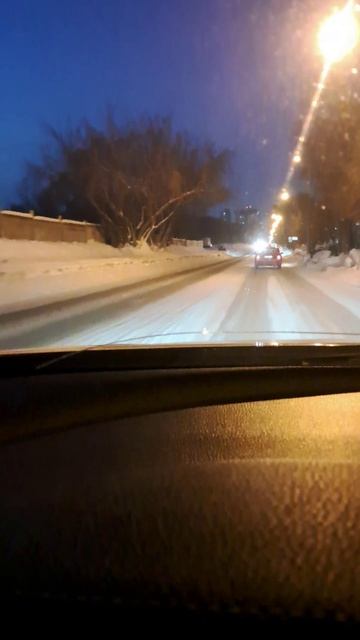 Мелкие царапины на лобовом Chevrolet Malibu 8