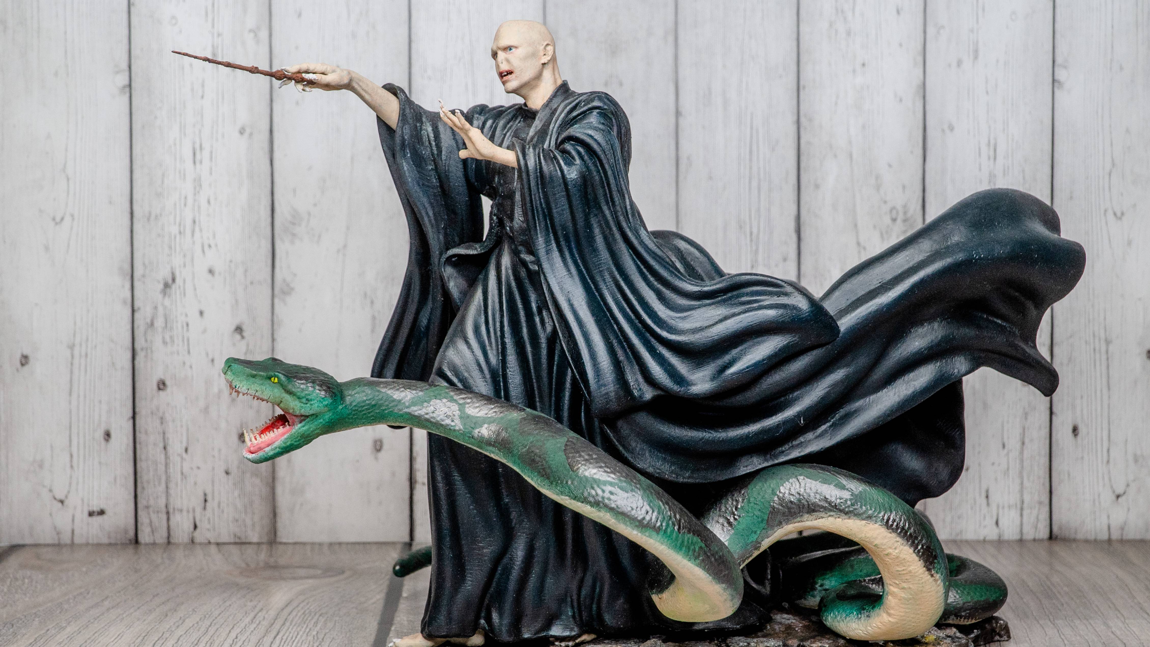 РУЧНАЯ РАБОТА. Воландеморт и Нагайна смотреть онлайн