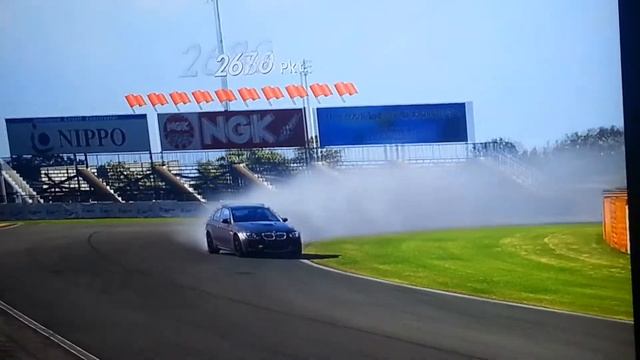 Gt5 Bmw M3 '07 смотреть онлайн